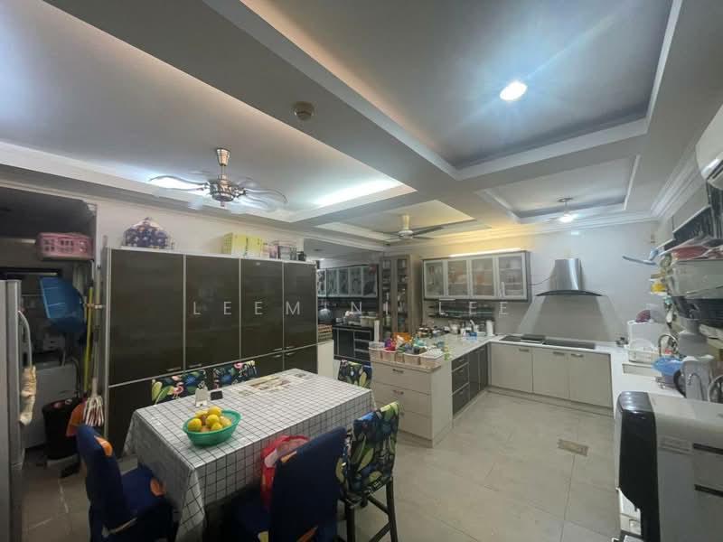 2-storey Terraced House for Sale in Taman Mutiara Indah (Puchong) - Leemini Lee - Kitchen - PropertyGuru.com.my