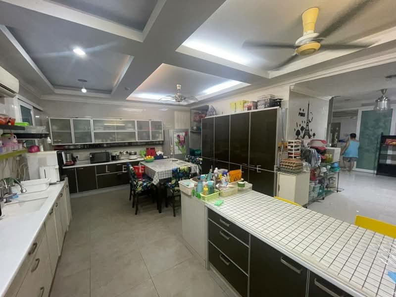 2-storey Terraced House for Sale in Taman Mutiara Indah (Puchong) - Leemini Lee - Kitchen - PropertyGuru.com.my