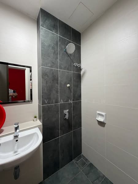 Rumah Teres 3 Tingkat untuk Dijual di Setia Utama (Setia Alam) - Vivian Tew - PropertyGuru.com.my