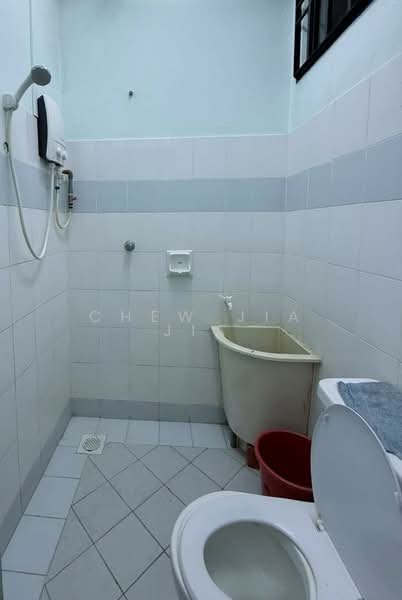 Rumah Teres 2 Tingkat untuk Dijual di Bandar Baru Permas Jaya (Permas Jaya) - Chew Jia Jia - Bathroom - PropertyGuru.com.my
