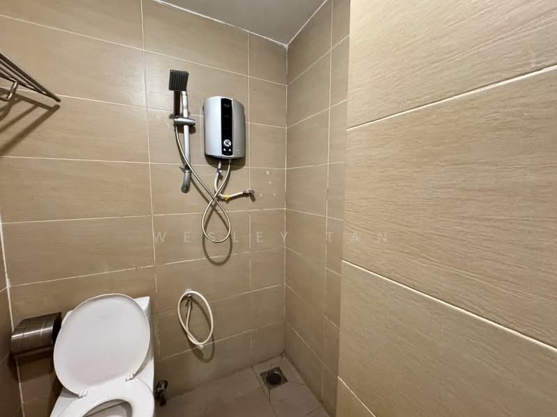Hotel / Resort for Sale in Taman Kota Laksamana (Melaka City) - Wesley Tan - Bathroom - PropertyGuru.com.my