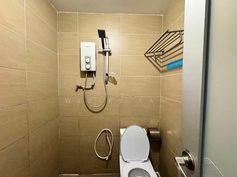 Hotel / Resort for Sale in Taman Kota Laksamana (Melaka City) - Wesley Tan - Bathroom - PropertyGuru.com.my