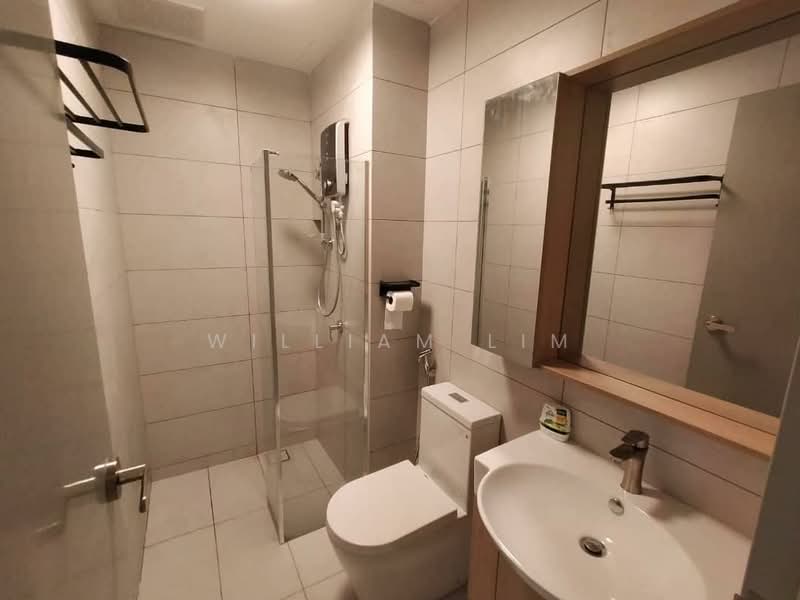 Servis Apartment untuk Disewa di Sinaran @ Utropolis - William Lim - Bathroom - PropertyGuru.com.my