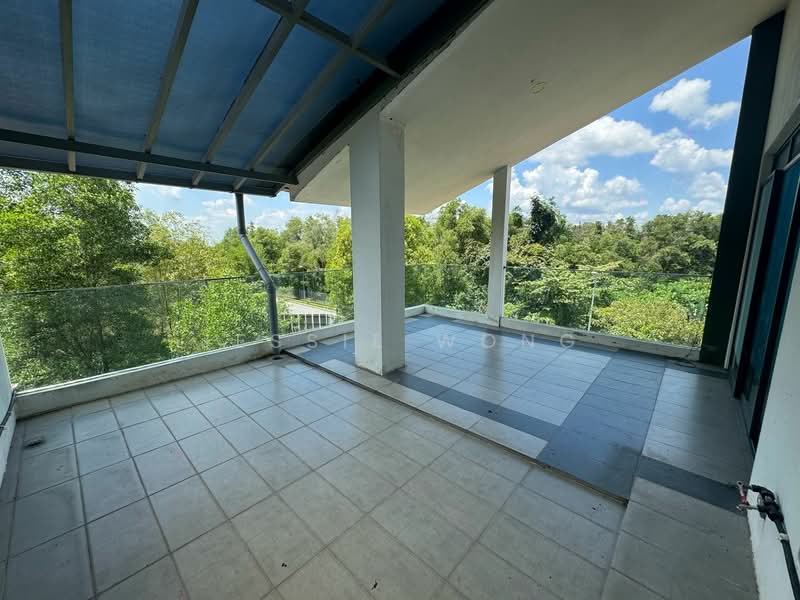 Rumah Teres 2.5 Tingkat untuk Dijual di Rawang (Selangor) - Jessie Wong - Balcony - PropertyGuru.com.my