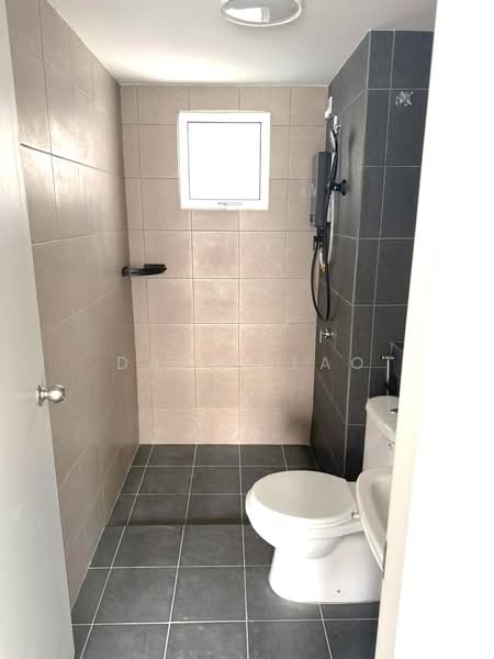 Kondominium untuk Disewa di Residensi Dutamas Dahlia - David Lao - Bathroom - PropertyGuru.com.my