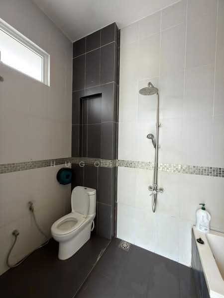 Rumah Banglo untuk Disewa di Bentong (Pahang) - Hugo Gooi - Bathroom - PropertyGuru.com.my
