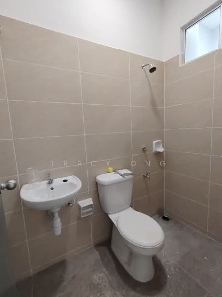 2-storey Terraced House for Rent in Bandar Dato Onn (Tebrau) - Tracy Ong - Bathroom - PropertyGuru.com.my