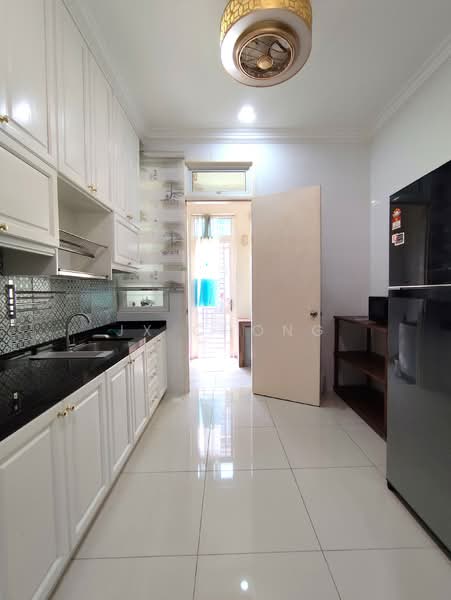 Rumah Teres 2 Tingkat untuk Dijual di Eco Majestic (Semenyih) - JX Chong - Kitchen - PropertyGuru.com.my