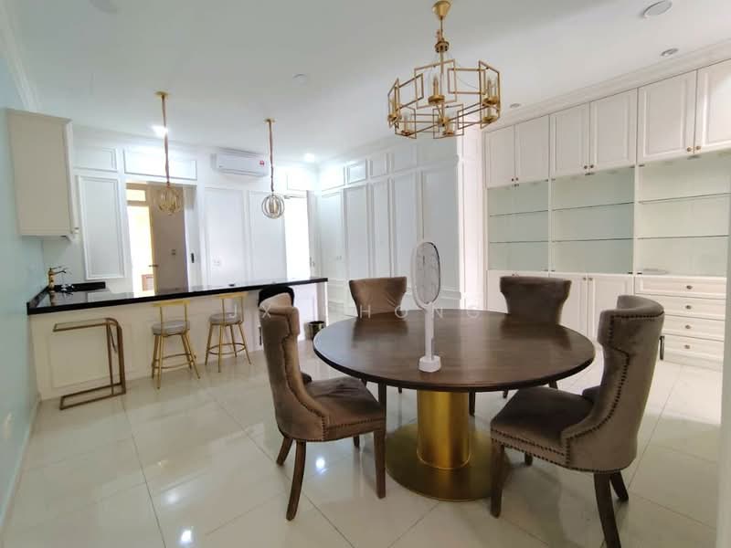 Rumah Teres 2 Tingkat untuk Dijual di Eco Majestic (Semenyih) - JX Chong - Dining Room - PropertyGuru.com.my
