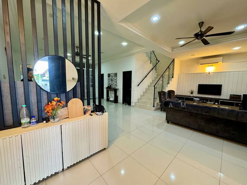 2-storey Terraced House for Sale in D'Kayangan (Shah Alam) - Mohd Adryzam - Living Room - PropertyGuru.com.my