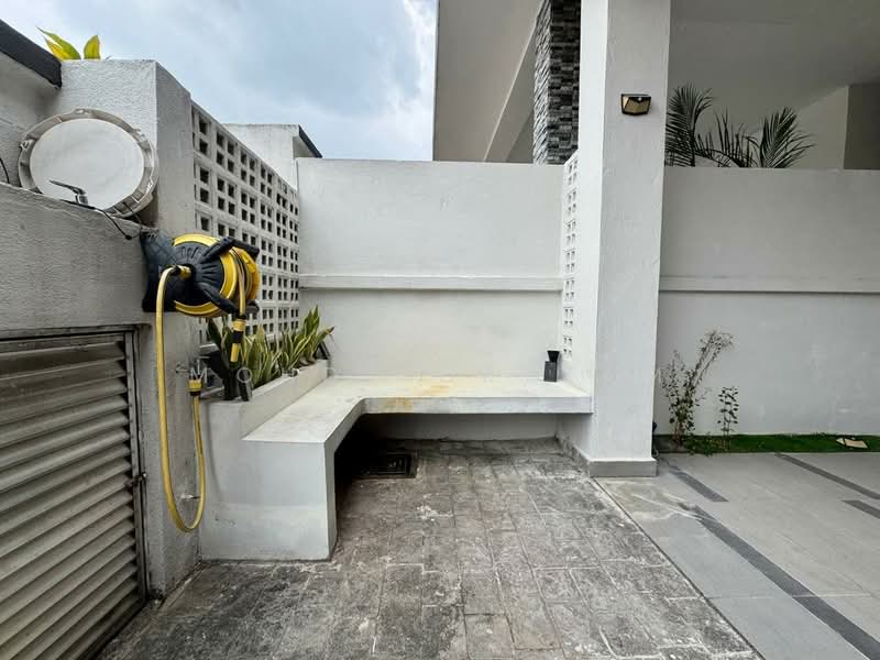 2-storey Terraced House for Sale in D'Kayangan (Shah Alam) - Mohd Adryzam - Exterior - PropertyGuru.com.my
