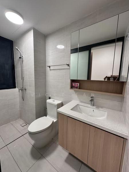 Kediaman Servis untuk Dijual di Aradia Residence @ Lake City KL North - Vicky Tan - Bathroom - PropertyGuru.com.my