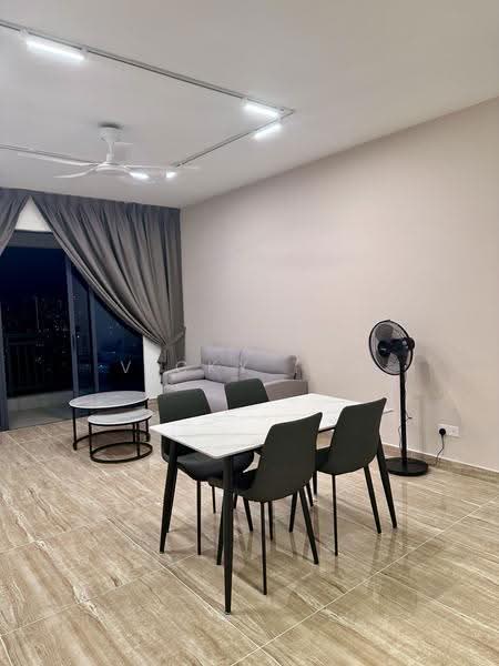 Kediaman Servis untuk Dijual di Aradia Residence @ Lake City KL North - Vicky Tan - Living Room - PropertyGuru.com.my