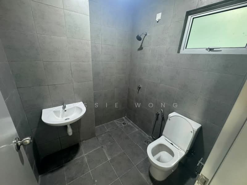 2-storey Terraced House for Sale in Bandar Gamuda Gardens (Rawang) - Jessie Wong - Bathroom - PropertyGuru.com.my