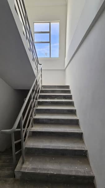 Semi-D Factory for Rent in Ayer Keroh (Melaka) - Cherry . - Corridor - PropertyGuru.com.my
