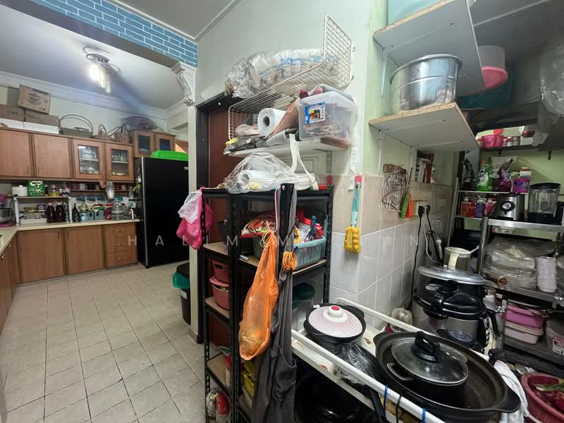 2-storey Terraced House for Sale in Saujana Utama 2 (Ijok) - Halim Mazlan - Kitchen - PropertyGuru.com.my