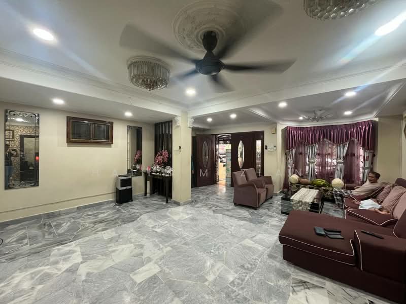 2-storey Terraced House for Sale in Saujana Utama 2 (Ijok) - Halim Mazlan - Living Room - PropertyGuru.com.my