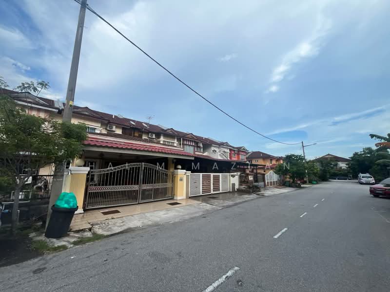 2-storey Terraced House for Sale in Saujana Utama 2 (Ijok) - Halim Mazlan - Exterior - PropertyGuru.com.my