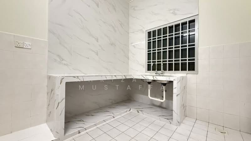 Rumah Teres 1 Tingkat untuk Dijual di Taman Puteri Wangsa (Ulu Tiram) - Shahrizan Bin Mustaffa - Kitchen - PropertyGuru.com.my