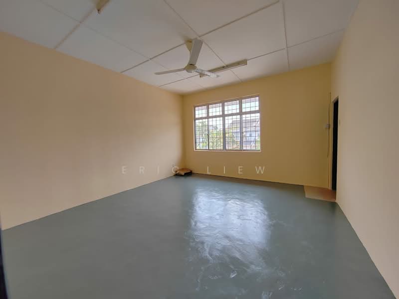 2-storey Terraced House for Rent in Bandar Mahkota Cheras (Cheras) - Eric Liew - Living Room - PropertyGuru.com.my