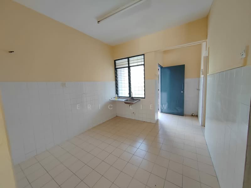 2-storey Terraced House for Rent in Bandar Mahkota Cheras (Cheras) - Eric Liew - Kitchen - PropertyGuru.com.my