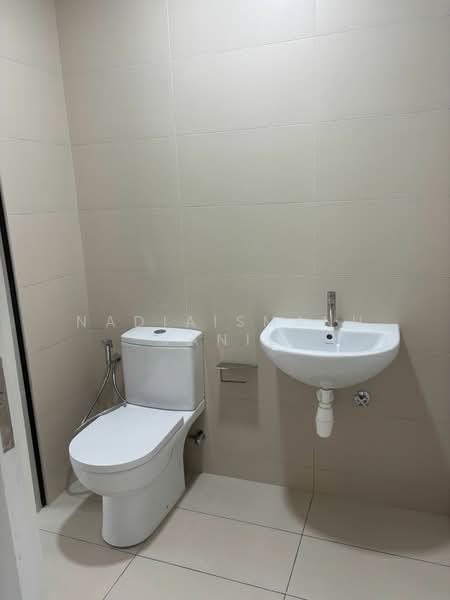Kondominium untuk Disewa di Trinity Wellnessa - NadiaIsmanu Janie - Bathroom - PropertyGuru.com.my