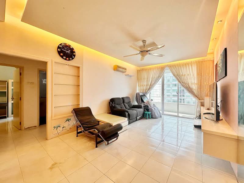 Kondominium untuk Dijual di Bayswater Resort Condominium - Allen Yeoh - Living Room - PropertyGuru.com.my