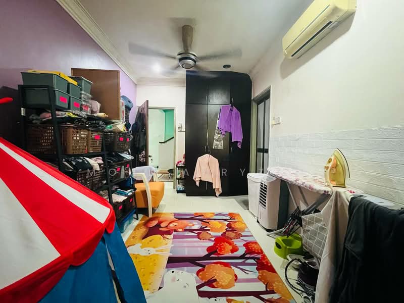Semi-Detached House for Sale in Seksyen 3 (Shah Alam) - Mohd Adryzam - Interior - PropertyGuru.com.my