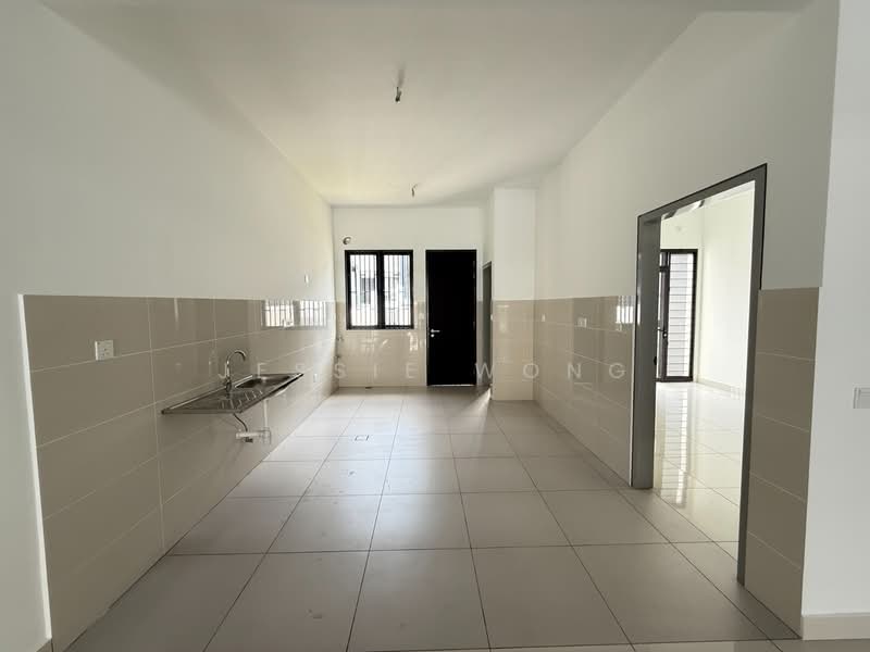 2-storey Terraced House for Sale in Elmina (Shah Alam) - Jessie Wong - Kitchen - PropertyGuru.com.my