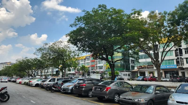 Shop / Office for Sale in Taman Petaling Utama (Petaling Jaya) - Chloe Wong - Exterior - PropertyGuru.com.my