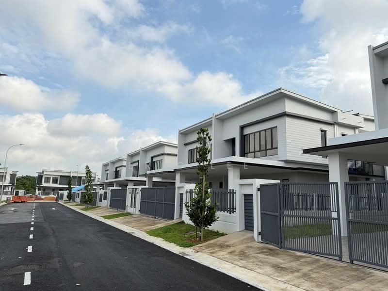 Rumah Kluster untuk Dijual di Taman Mount Austin (Tebrau) - Eric Lee - Exterior - PropertyGuru.com.my