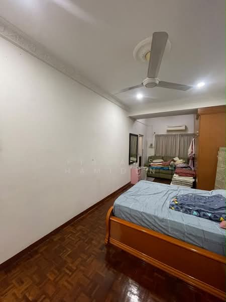 2-storey Terraced House for Sale in Seksyen 4 (Shah Alam) - Firdaus Hamidun - PropertyGuru.com.my