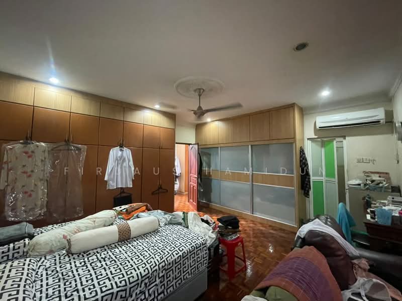 2-storey Terraced House for Sale in Seksyen 4 (Shah Alam) - Firdaus Hamidun - PropertyGuru.com.my