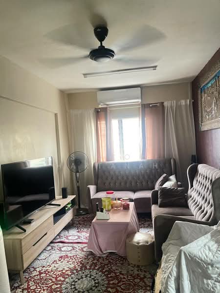 Pangsapuri untuk Dijual di Pangsapuri Bukit Baru - Syukor Hartanah - Living Room - PropertyGuru.com.my