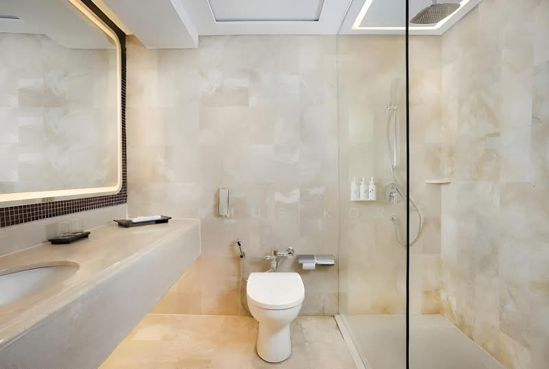 Shop for Sale in Kemayan Square (Rasah) - Seamus Kor - Bathroom - PropertyGuru.com.my