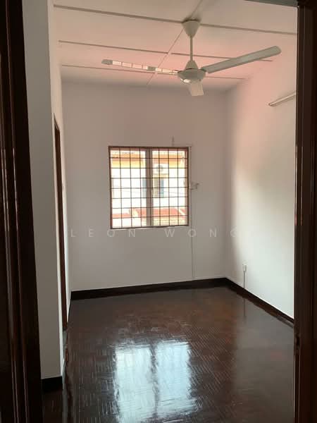 Rumah Teres 2 Tingkat untuk Dijual di Taman Tun Perak (Rawang) - LEON WONG - PropertyGuru.com.my