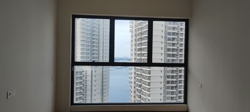 Kondominium untuk Dijual di Lovell @ Country Garden Danga Bay - Gucca Tay - View - PropertyGuru.com.my