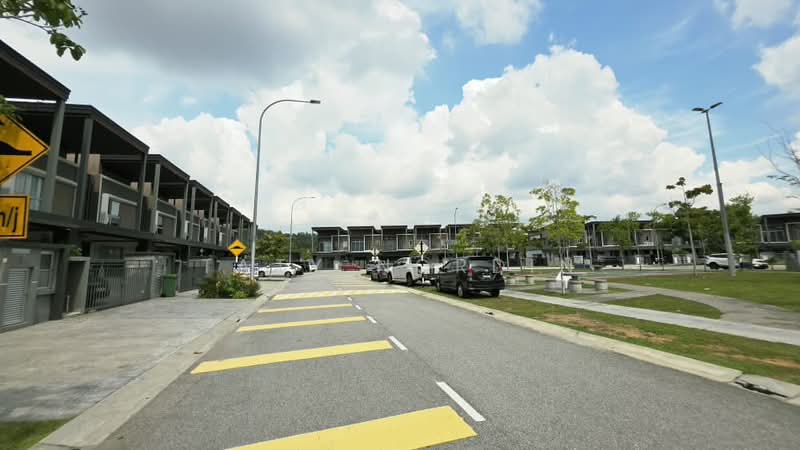 Rumah Teres 2 Tingkat untuk Dijual di Serene Heights (Semenyih) - Taty Nordin - Exterior - PropertyGuru.com.my
