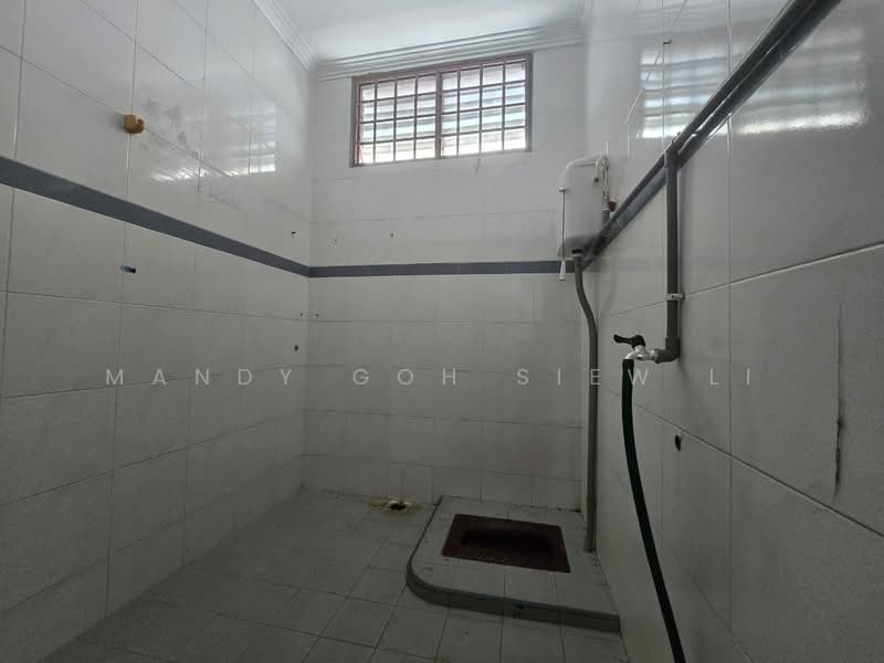 Rumah Teres 2 Tingkat untuk Dijual di Skudai (Johor) - Mandy Goh Siew Li - Bathroom - PropertyGuru.com.my