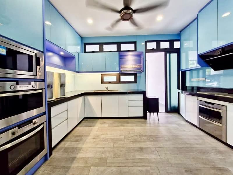 Rumah Teres untuk Disewa di Desa Parkcity (Kuala Lumpur) - YP Tan - Kitchen - PropertyGuru.com.my