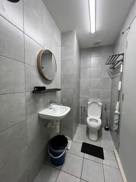 Service Residence for Rent at B11 Parkland Residence - Adrian Wong - Bathroom - PropertyGuru.com.my