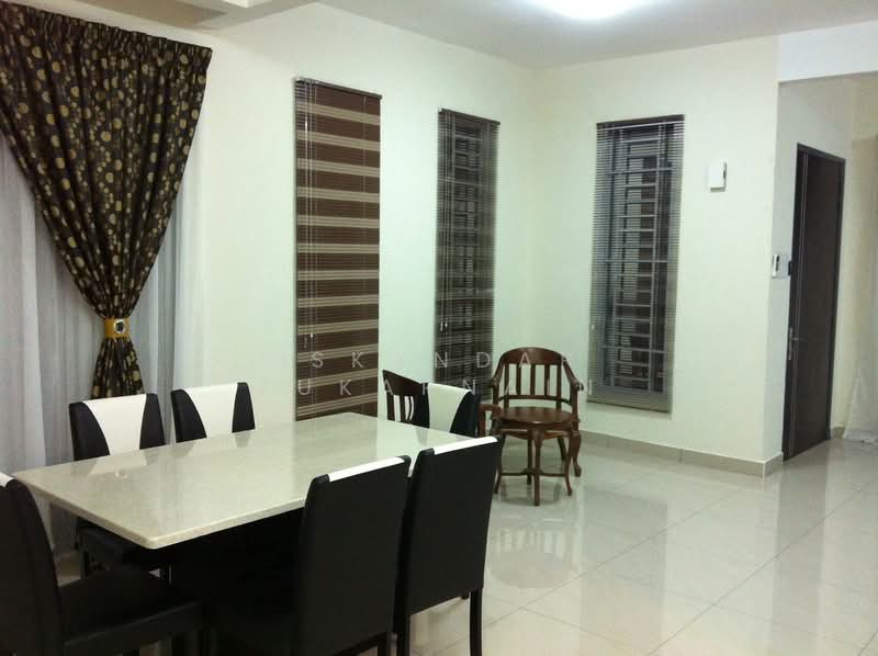 Semi-Detached House for Sale in Pengerang (Johor) - Iskandar Zukarnain - Dining Room - PropertyGuru.com.my