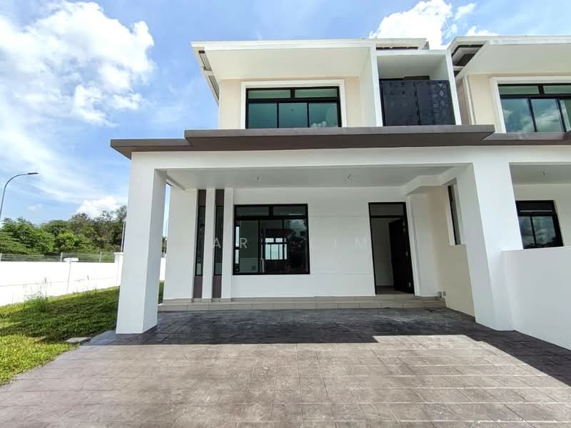 Rumah Teres 2 Tingkat untuk Dijual di Taman Pelangi Indah (Ulu Tiram) - Karl Lim - Exterior - PropertyGuru.com.my