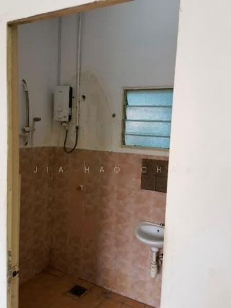 Rumah Teres 1 Tingkat untuk Dijual di Cyberjaya (Selangor) - Jia Hao Chan - Bathroom - PropertyGuru.com.my