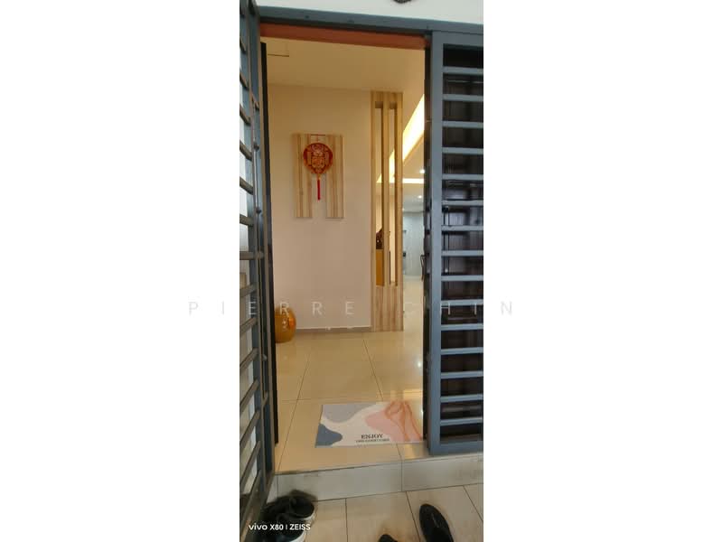 Rumah Teres 2 Tingkat untuk Dijual di Ehsan Jaya (Johor Bahru) - Pierre Chin - Entrance - PropertyGuru.com.my