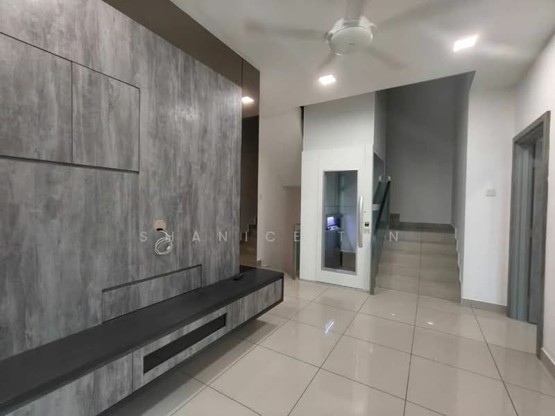 Rumah Kluster untuk Dijual di Skudai (Johor) - Shanice Tan - Living Room - PropertyGuru.com.my