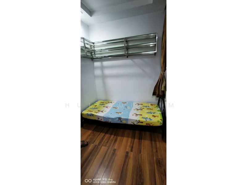 Apartment for Sale at Lake View Suites - Hui Hui Lim - Bedroom - PropertyGuru.com.my