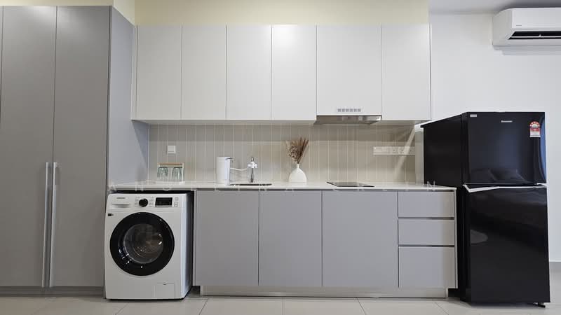 Servis Apartment untuk Disewa di SWNK Houze @ BBCC - Angelina Erlin - Kitchen - PropertyGuru.com.my