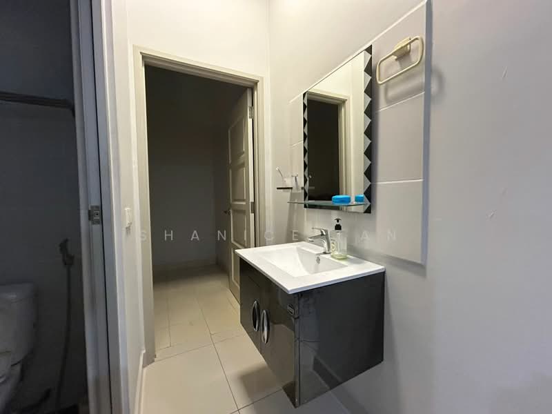 Rumah Teres 2 Tingkat untuk Dijual di Taman Sutera Utama (Skudai) - Shanice Tan - Bathroom - PropertyGuru.com.my