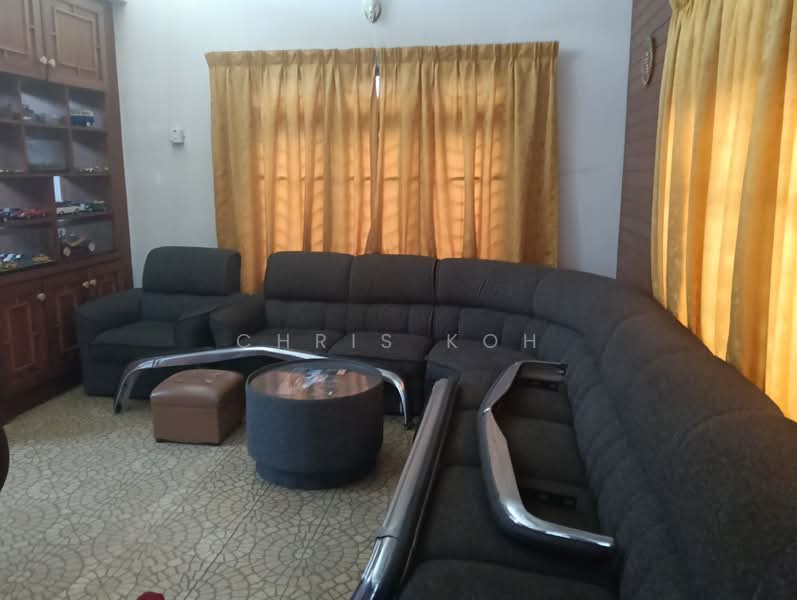 Zero-Lot Bungalow for Sale in Taman Sentosa (Bukit Baru) - Chris Koh - Living Room - PropertyGuru.com.my